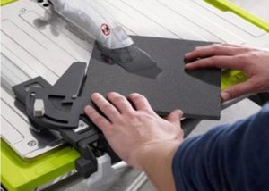 cutting tile using a table saw